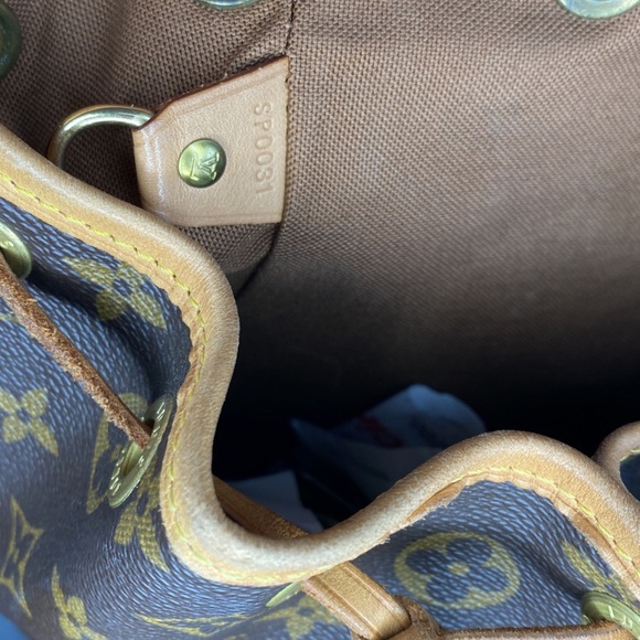 Louis Vuitton montsouris pm - Picture 6 of 7